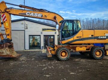 EXCAVADORA DE RUEDAS CASE WX165